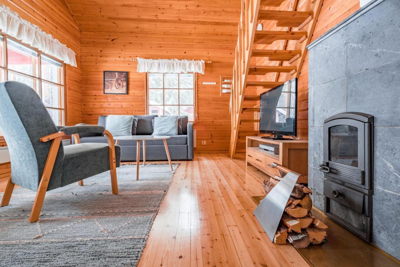 Lomaperkkioe Cottages Kajaani Eksteriør billede